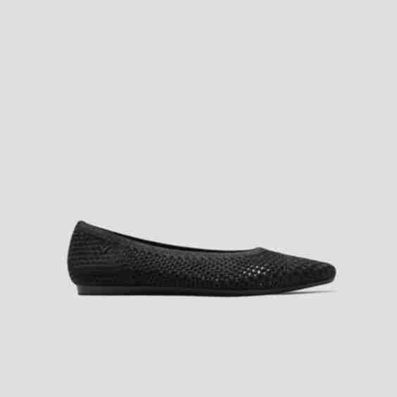 Pointed-Toe Ballet Flats (Aria 5°)