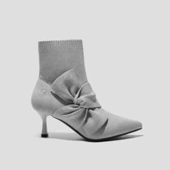 Pointed-Toe Ankle Heel Boots
