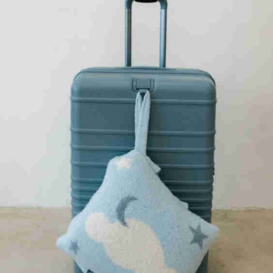 Cloud Backpack Wristlet Quillow 50*60