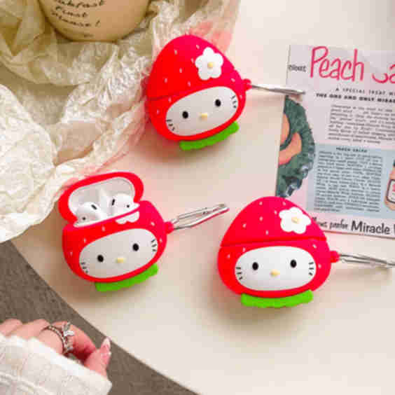 Kawaii Strawberry Hello Kitty AirPods Earphone Case