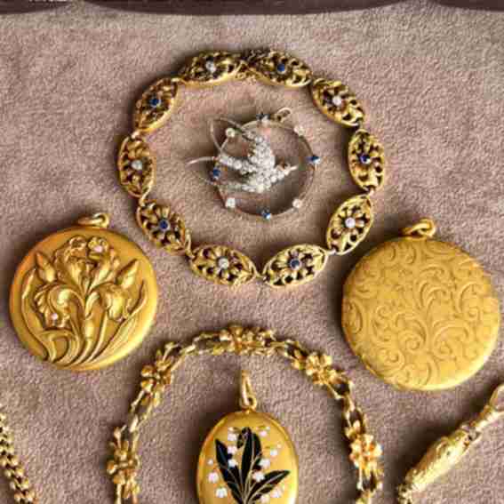 Luck and Lockets Reviews