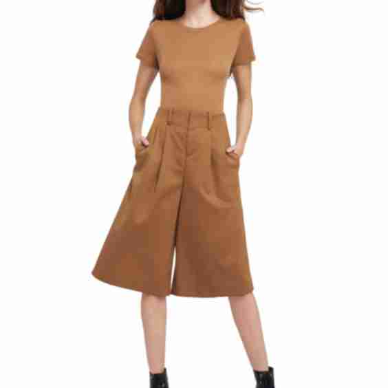 Cindy Cropped Linen Tee