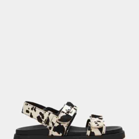 Mona Sandal