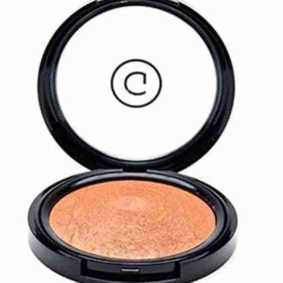 Baked Bronzing Powder