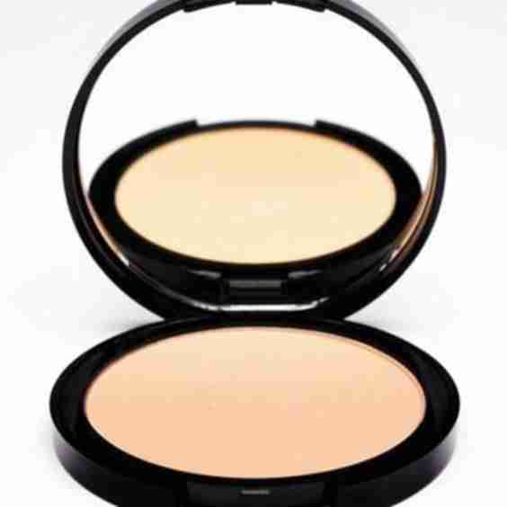 Shell Mineral Powder Foundation