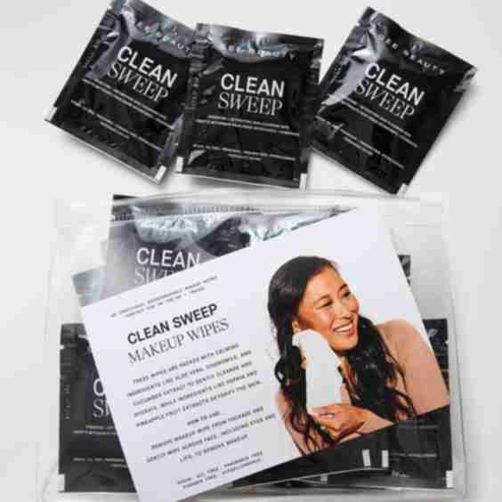 Clean Sweep Makeup Wipes