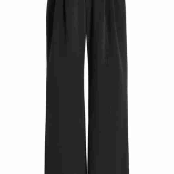 The Favorite Pants Shortie