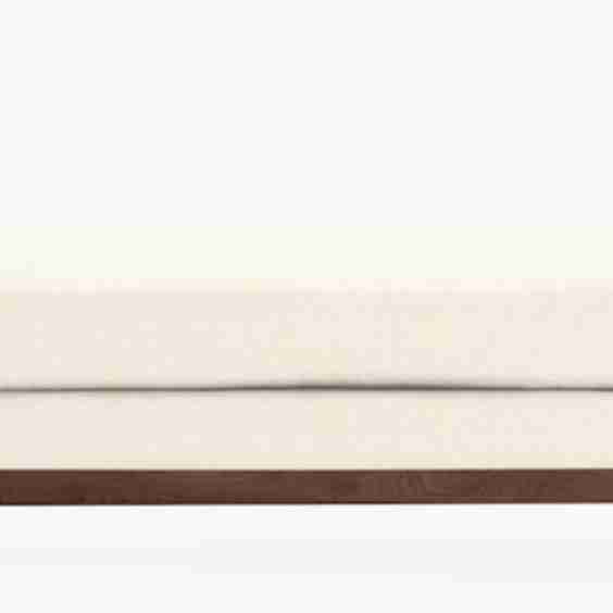Emmy Chaise