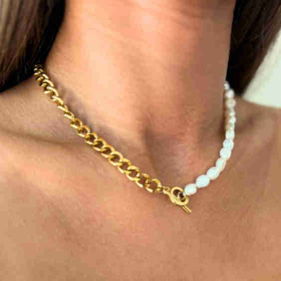 Gold Chain With Freshwater Pearls Necklace