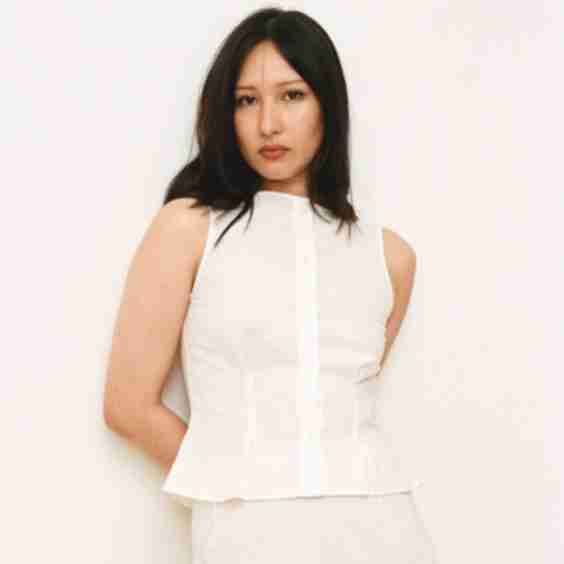 Batiste Sleeveless Buttondown
