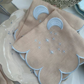 COLLECTED BY AD(collectedbyad.com)