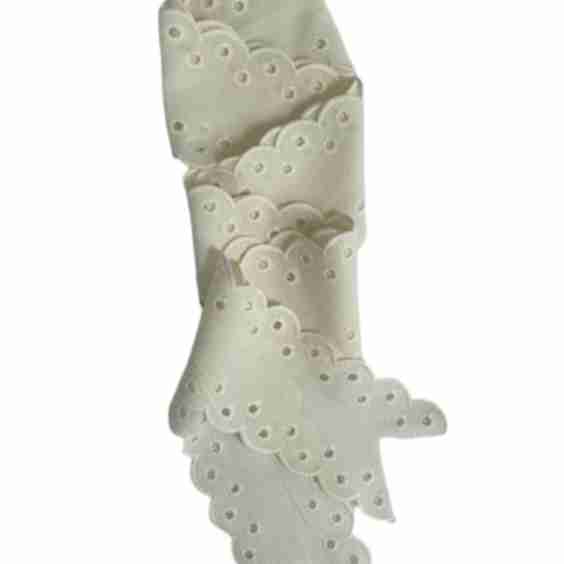 Antique Eyelet Scallop Ribbon