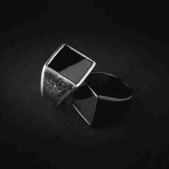 Rose Gold & Black Reviews