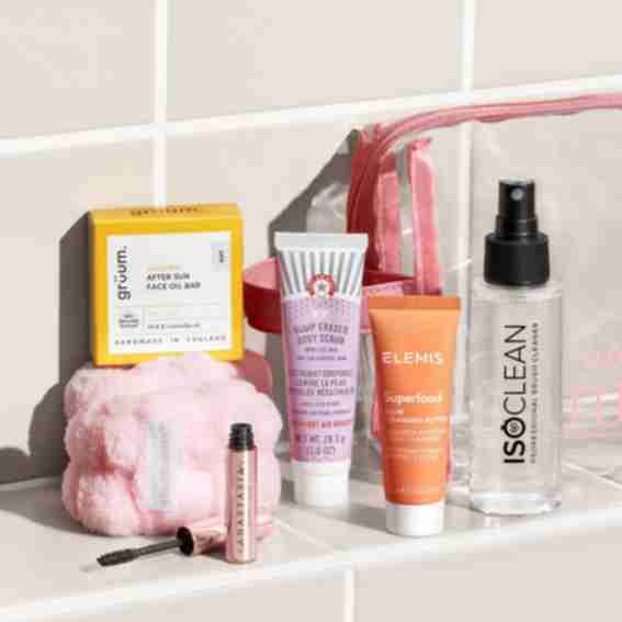 Look Fantastic DACH Reviews