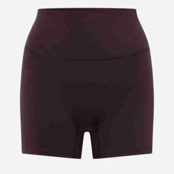 Serenity Scrunch Shorts 4"
