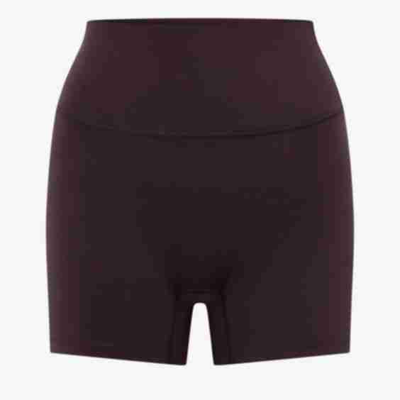 Serenity Shorts 4"