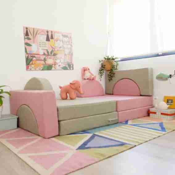 Magnus Couch Reviews