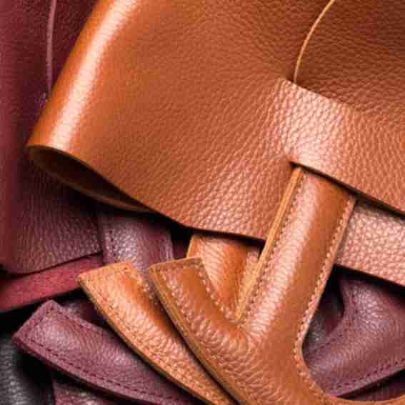 Juliana Owen - The Busbee Bag Reviews