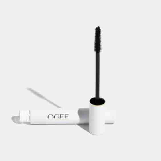 Beyond Clean Volumizing Mascara
