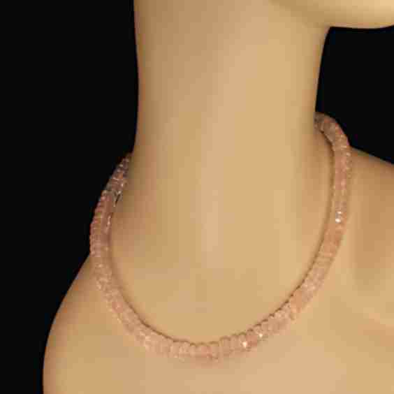 Ajd 17 Inch Elegant Rose Quartz Rondelle Necklace