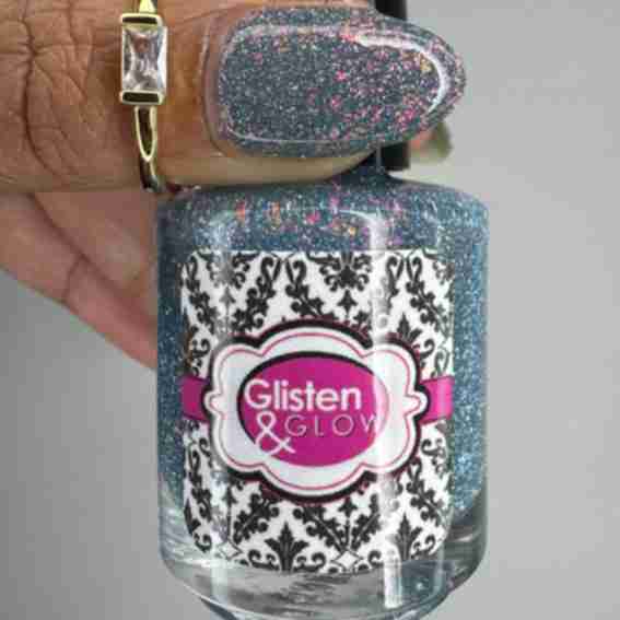Glisten & Glow Reviews