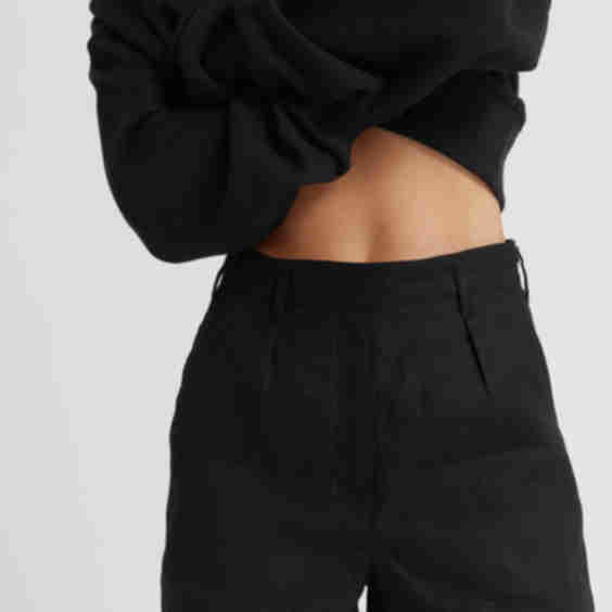 Linen Pleated Shorts