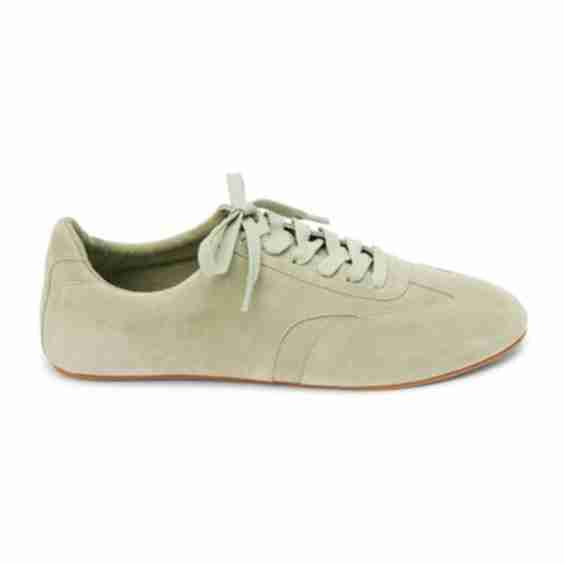 Zeke Low Top Sneaker