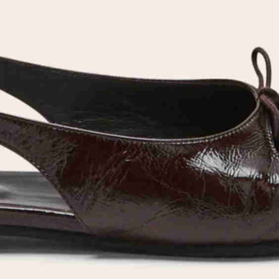 Blanca Ballerinas