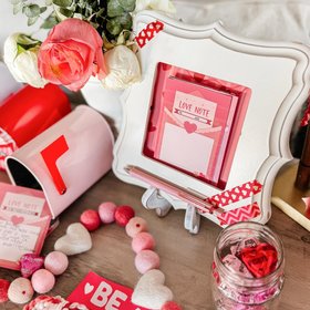 Little Books & Nooks