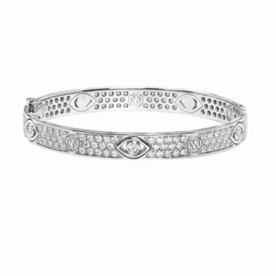 Eye Love Pavè Diamond Bangle