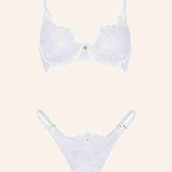 Dainty Thong Lingerie 