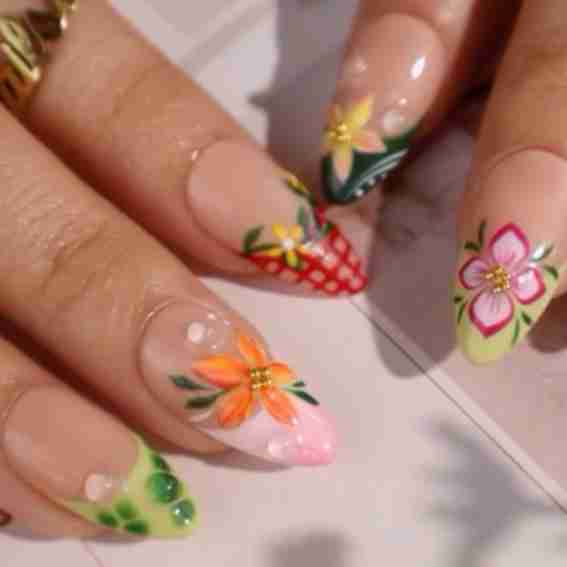 Lily Nails Art Reviews