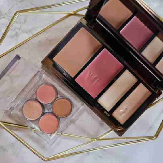 Auric Cosmetics Reviews