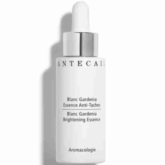 Blanc Gardenia Brightening Essence