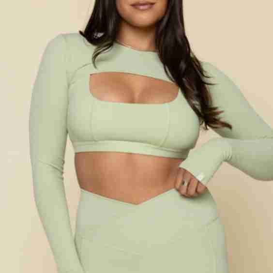 Releve Shrug Top