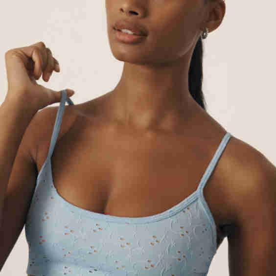 Cher Ribbed Scoop-Neck Sports Bra