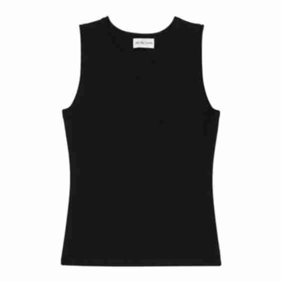 Maddie Top