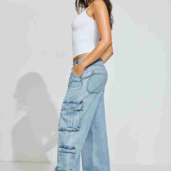 Low Rise Baggy Cargo Jeans