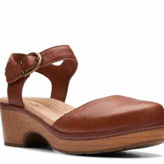 Paizlee Platform Clog