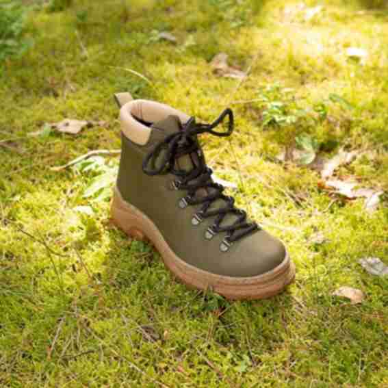 Alice + Whittles Reviews
