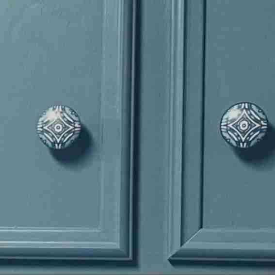 Hooks & Knobs Reviews
