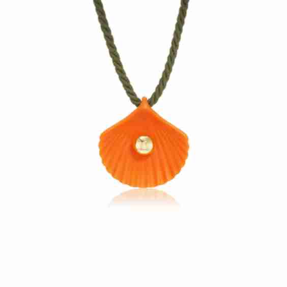 Oversized Seashell Necklace