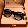 Deus Phos