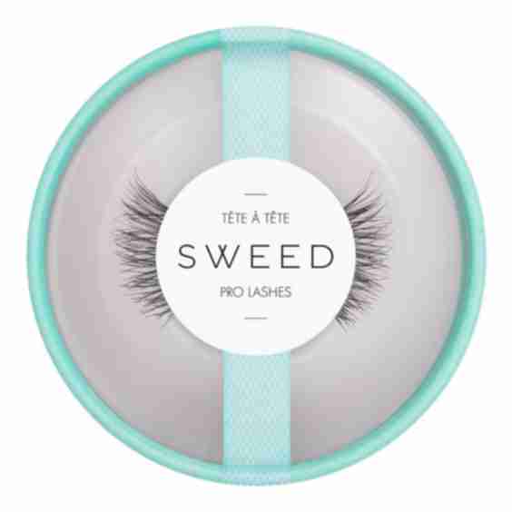 Tête à Tête Corner Lash