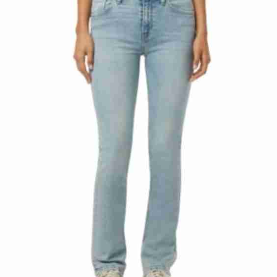 Barbara High Rise Baby Bootleg Jeans In Besito