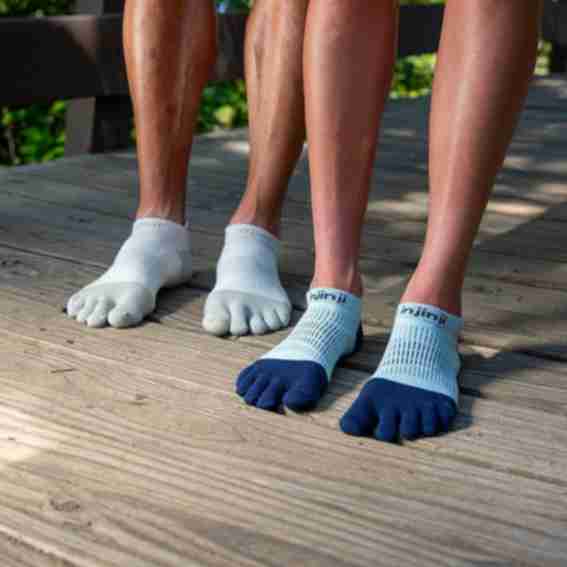 Injinji Reviews