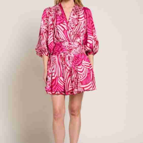 Gathered crossover top with metal hook closure Puff sleeves