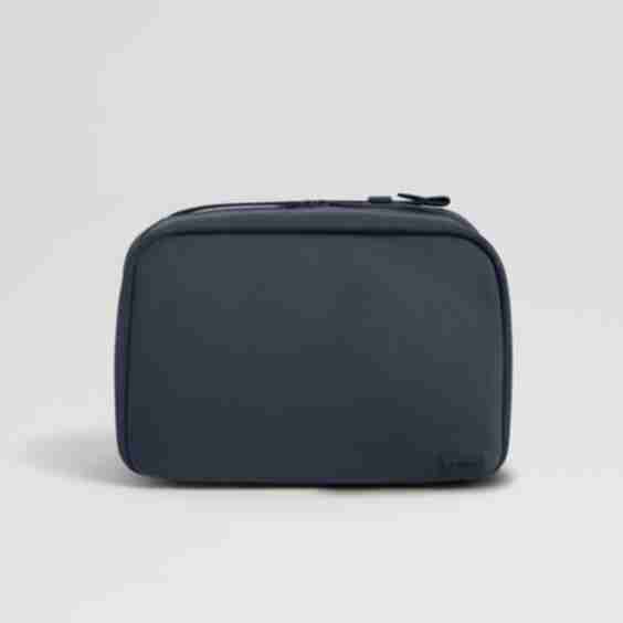 The Hanging Toiletry Bag