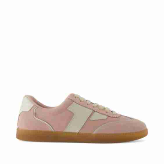 Collins Lace-Up Sneaker