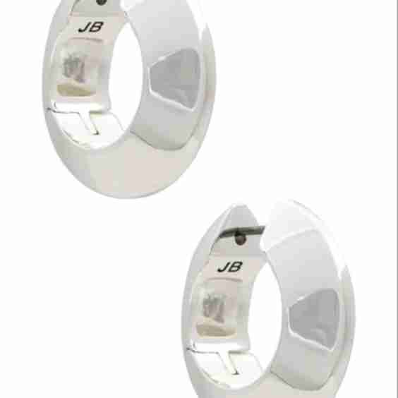 Wide Hinged Hoops